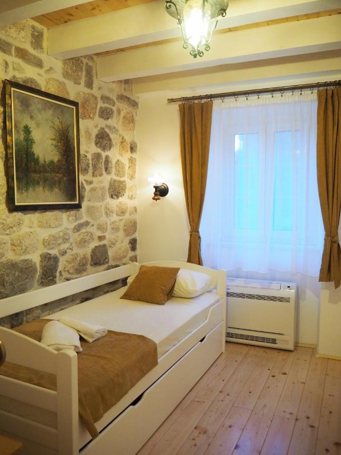 Romantic Stone House By The Sea **** Κότορ Εξωτερικό φωτογραφία
